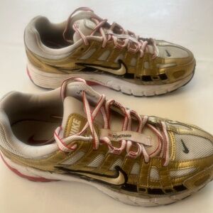 Nike Metallic Gold and Silver Running Shoes